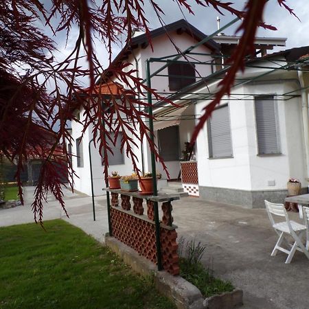 Invorio Inferiore Casa Vacanze Terra Di Mezzo מראה חיצוני תמונה